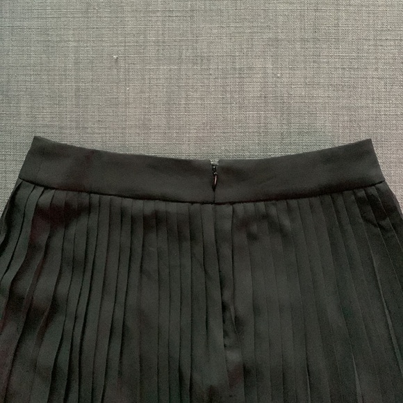 J. Crew midi black pleated skirt - Picture 4 of 6